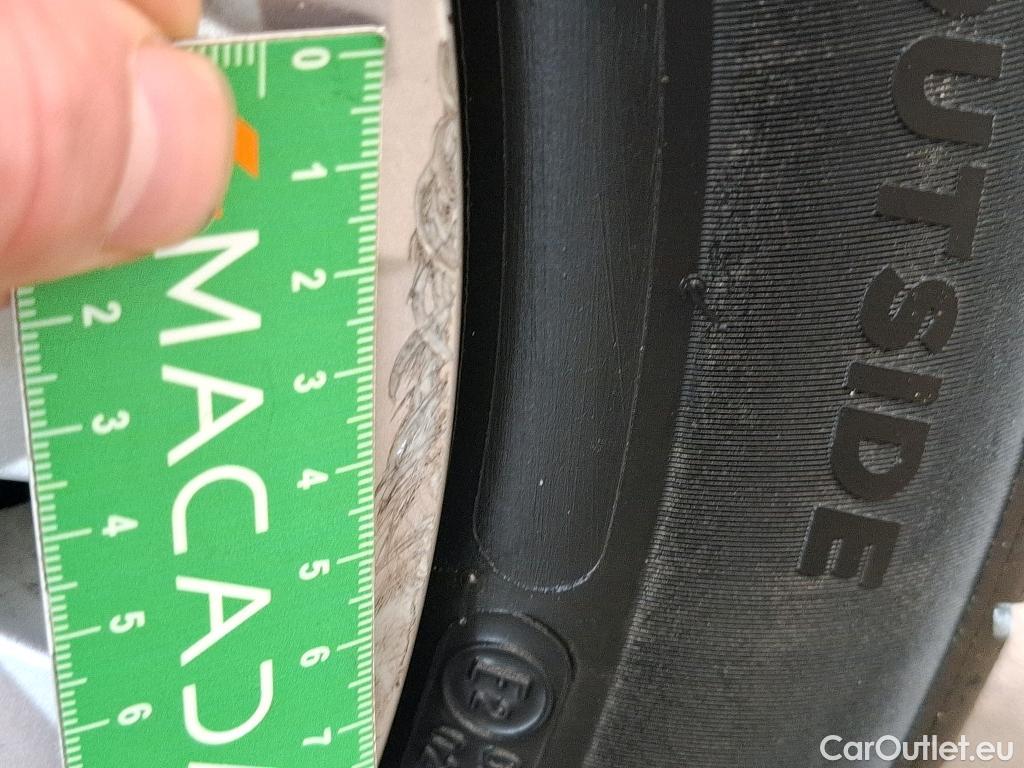  Renault  Clio  V Business 1.6 E-TECH Hybrid 140CV BVA6 E6d #32