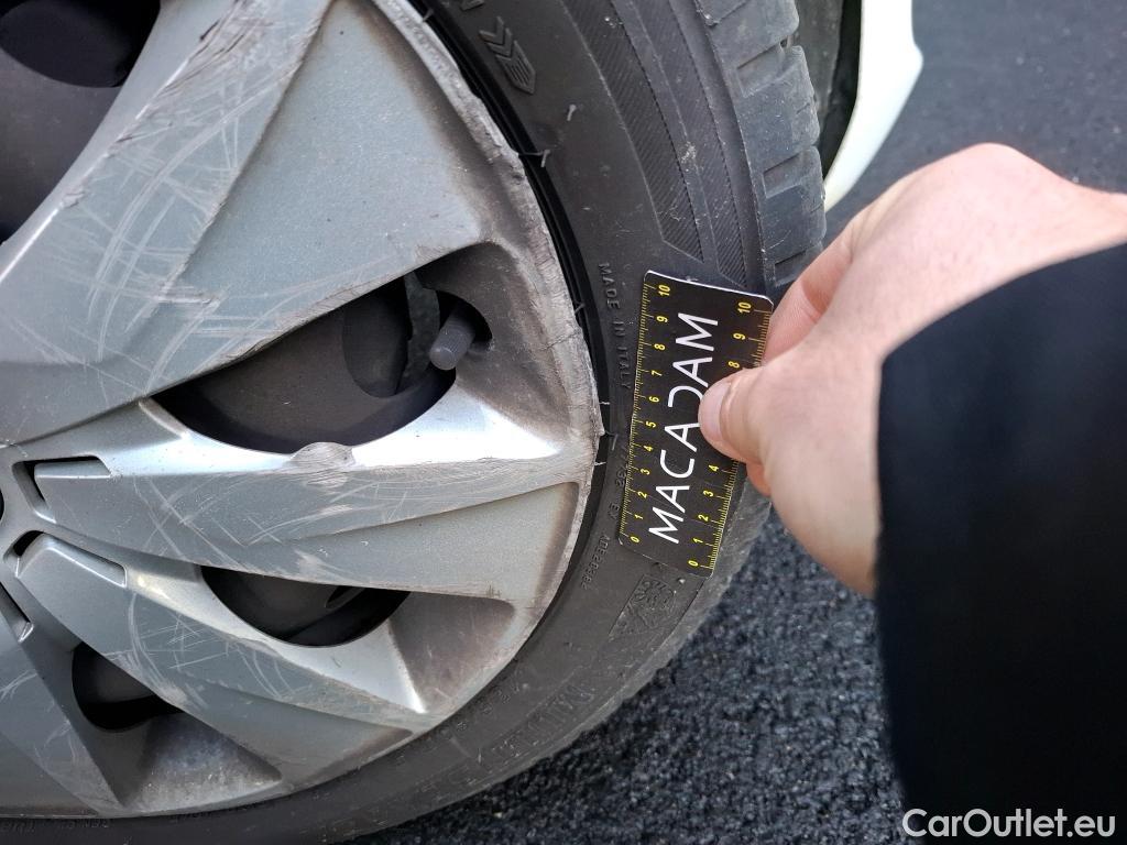  Peugeot  108  Style 1.0 70CV BVM5 E6 #13