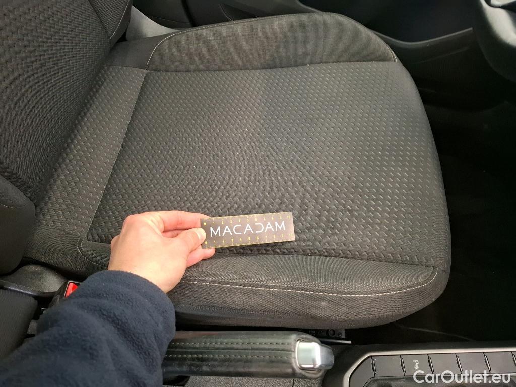  Volkswagen  Polo VOLKSWAGEN  / 2017 / 5P / Berline 1.0 TSI 95 Lounge Business #9