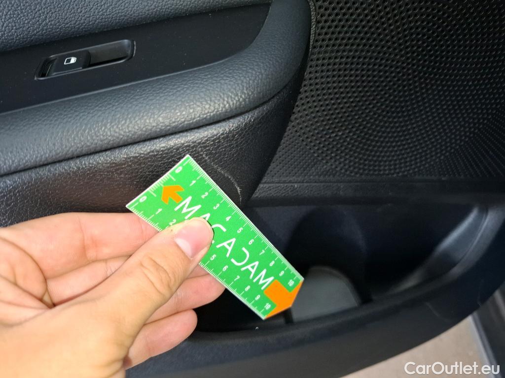  KIA  XCeed KIA  / 2019 / 5P / Crossover 1.6 GDI ISG ISG PHEV ACTIVE BUS DCT6 OPE STOCK #4