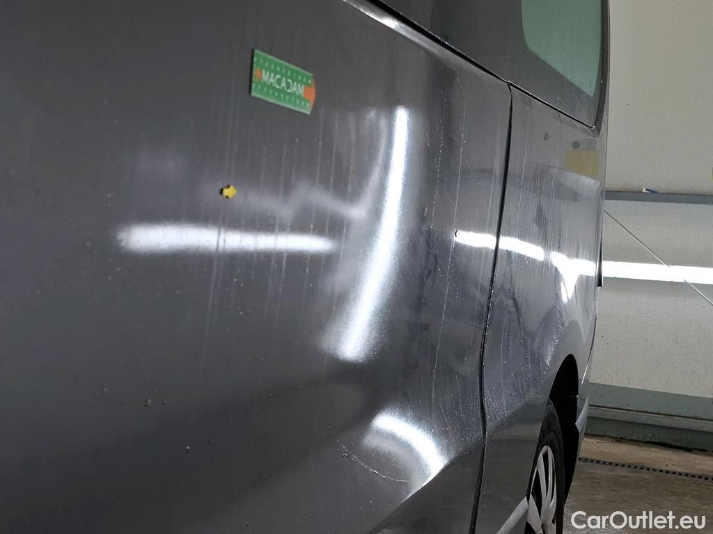  Renault  Trafic  III Combi L2H1 3 0t (8/9 Sièges) Life 2.0 dCi 145CV BVM6 9 Sieges E6dT #6