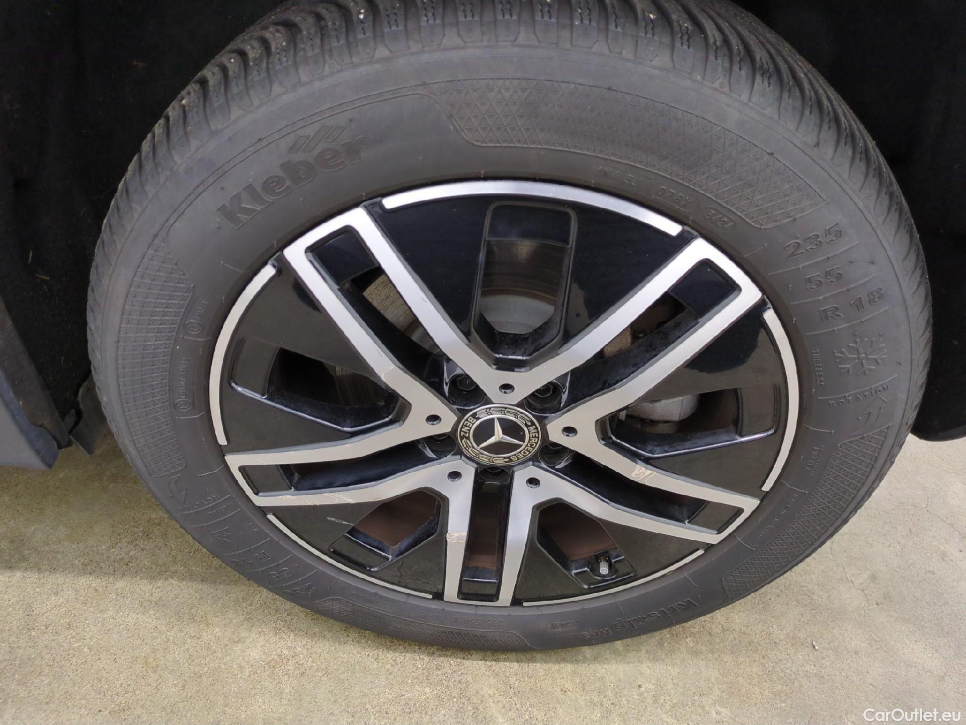  Mercedes  GLA MERCEDES-BENZ  / 2020 / 5P / SUV 1.3  250 e BUSINESS LINE DCT #6