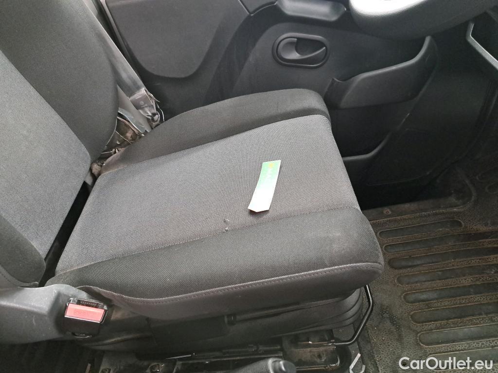  Renault  Master RENAULT  / 2019 / 4P / Fourgon tôlé FG Tr GCF F3500 L2H2 Energy dCi 150 #8