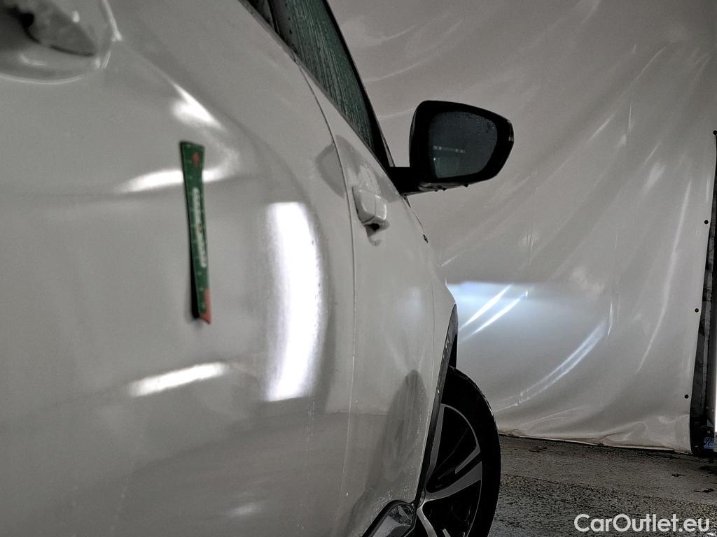  Peugeot  3008  GT 1.2 PureTech 130CV BVA8 E6d #2