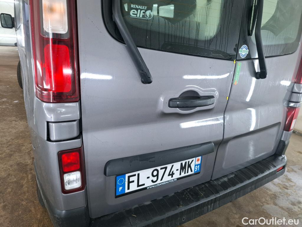  Renault  Trafic  III Combi L2H1 3 0t (8/9 Sièges) Life 2.0 dCi 145CV BVM6 9 Sieges E6dT #17