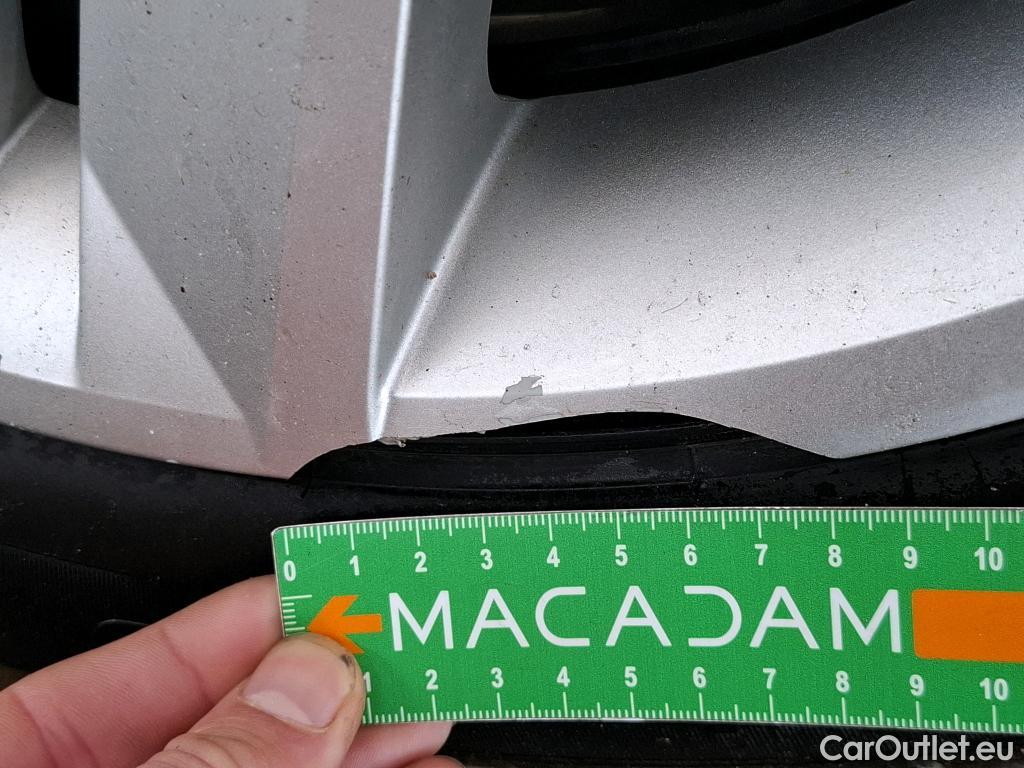  Renault  Clio  V Business 1.6 E-TECH Hybrid 140CV BVA6 E6d #21