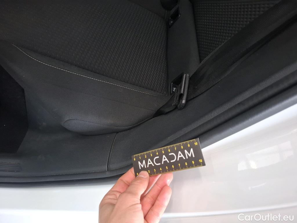  Volkswagen  Polo VOLKSWAGEN  / 2017 / 5P / Berline 1.0 TSI 95 Lounge Business #12