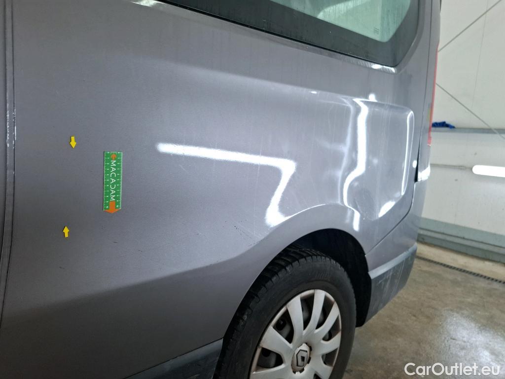  Renault  Trafic  III Combi L2H1 3 0t (8/9 Sièges) Life 2.0 dCi 145CV BVM6 9 Sieges E6dT #3