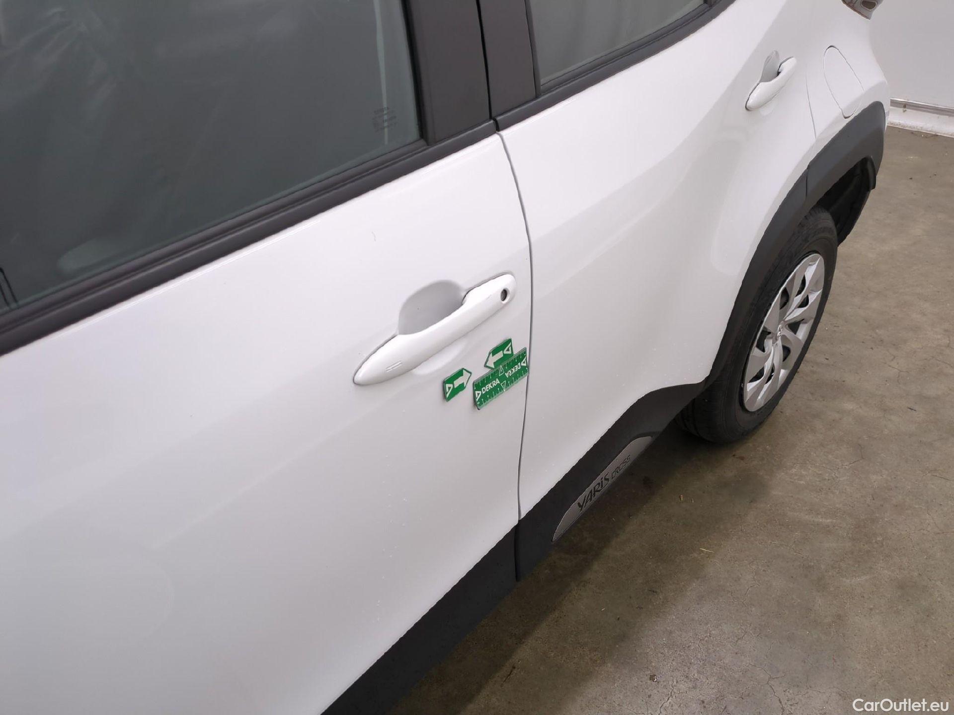  Toyota  Yaris Cross TOYOTA  Hybride / 2021 / 5P / SUV 1.5 HYBRID 116H DYNAMIC AUTO #1