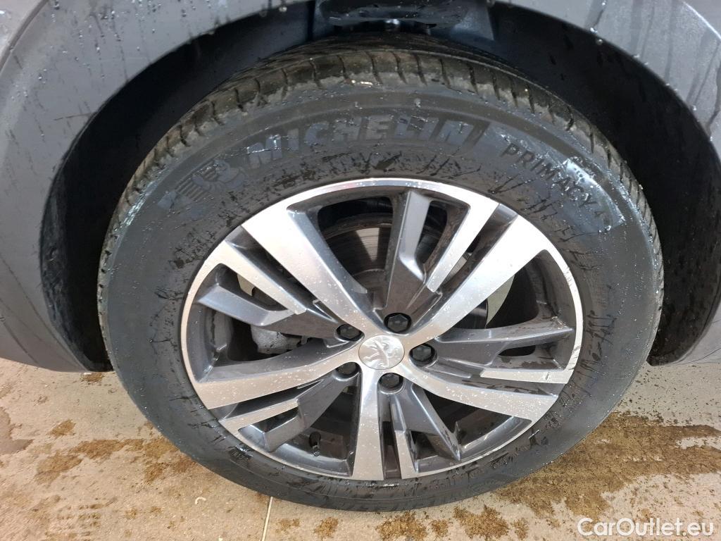  Peugeot  3008  Allure Pack 1.2 PureTech 130CV BVA8 E6d #4