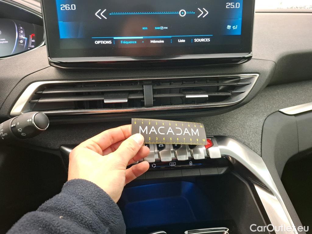  Peugeot  3008  Allure Pack 1.2 PureTech 130CV BVA8 E6d #1