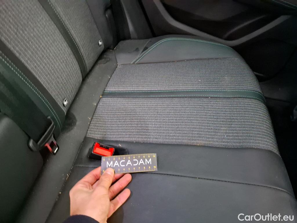  Peugeot  3008  Allure Pack 1.2 PureTech 130CV BVA8 E6d #27