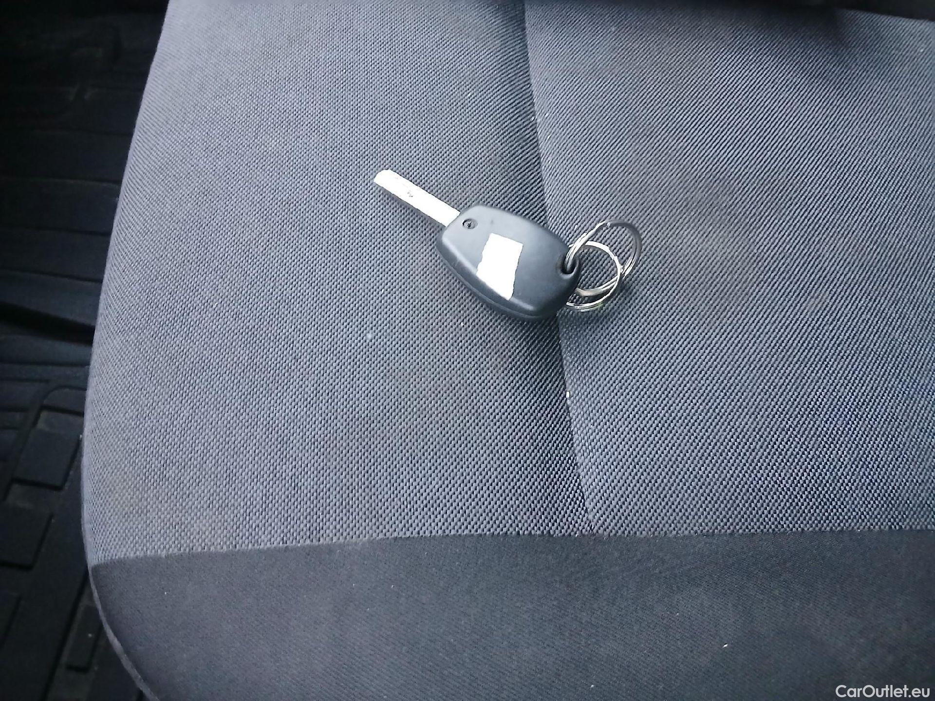  Nissan  NV400 NISSAN  / 2011 / 4P / furgón L2H2 3,5T 2.3dCi 99kW FWD Optima #5