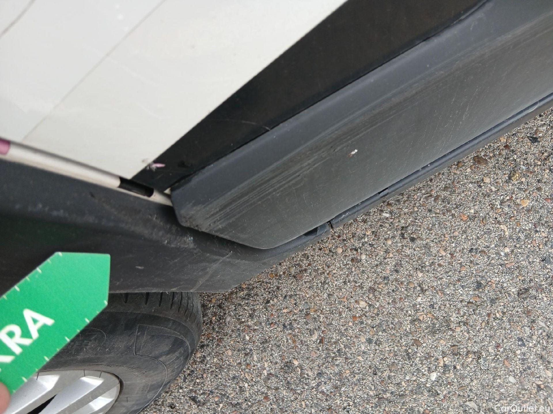  Peugeot  RIFTER PEUGEOT  / 2018 / 4P / combi Active Standard BlueHDi 73kW (IND) (AC2) #29