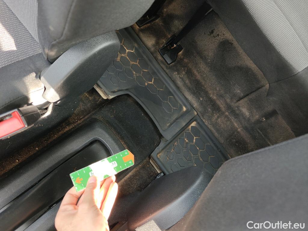  Opel  Combo OPEL  Life / 2018 / 5P / combi 1.5 TD 75kW (100CV) S/S Edition L (IND) #68