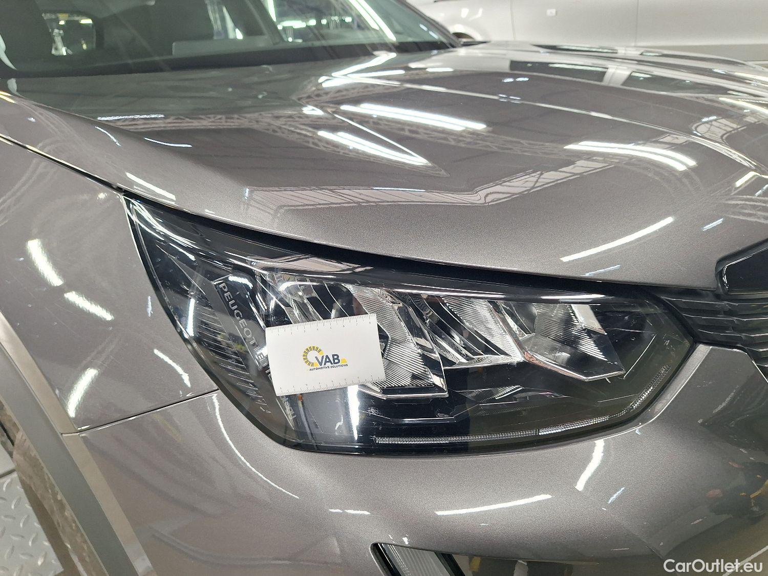  Peugeot  2008 Peugeot,  '19, Peugeot  1.2 Puretech 74KW S&S Active Pack 5d #32