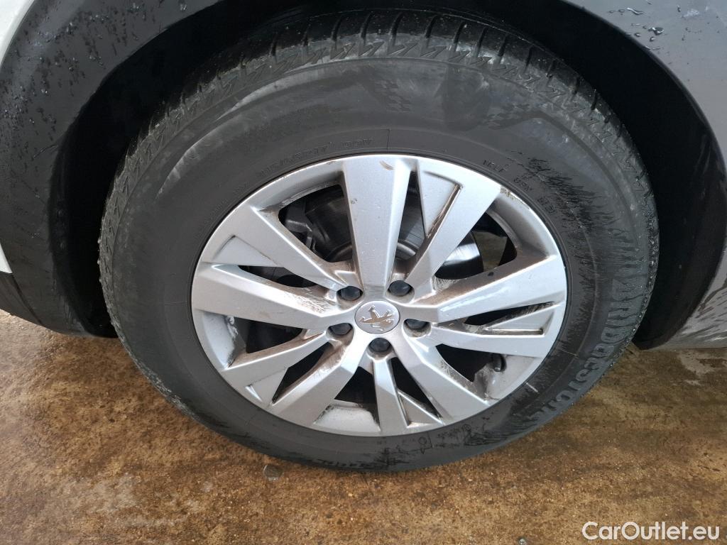  Peugeot  5008  Active Business 1.2 PureTech 130CV BVA8 E6d #14