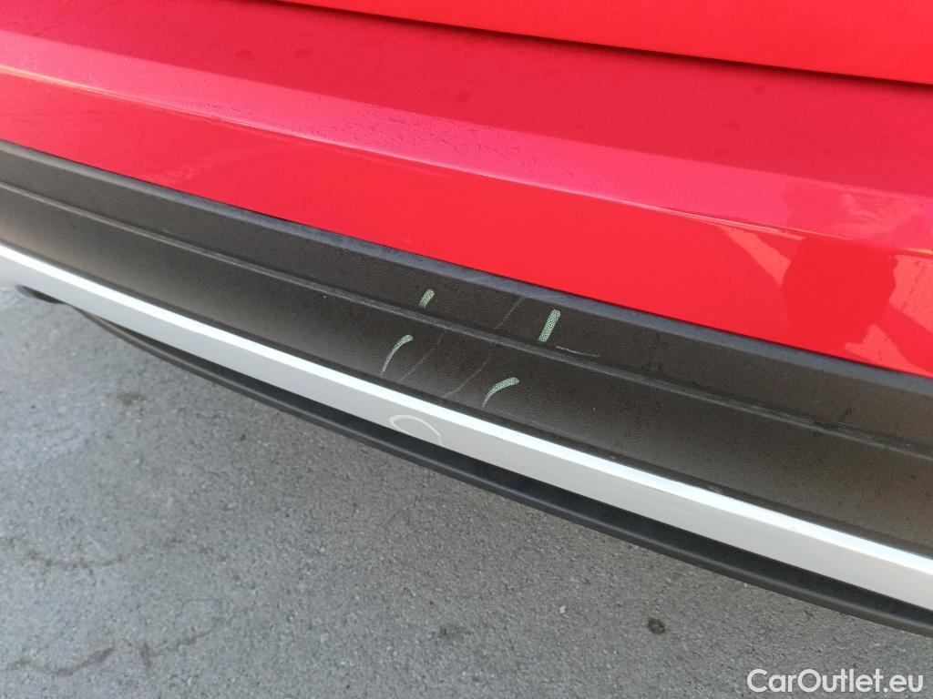  Volkswagen  T-CROSS VOLKSWAGEN  / 2018 / 5P / todoterreno Edition 1.0 TSI 70kW (95CV) #18