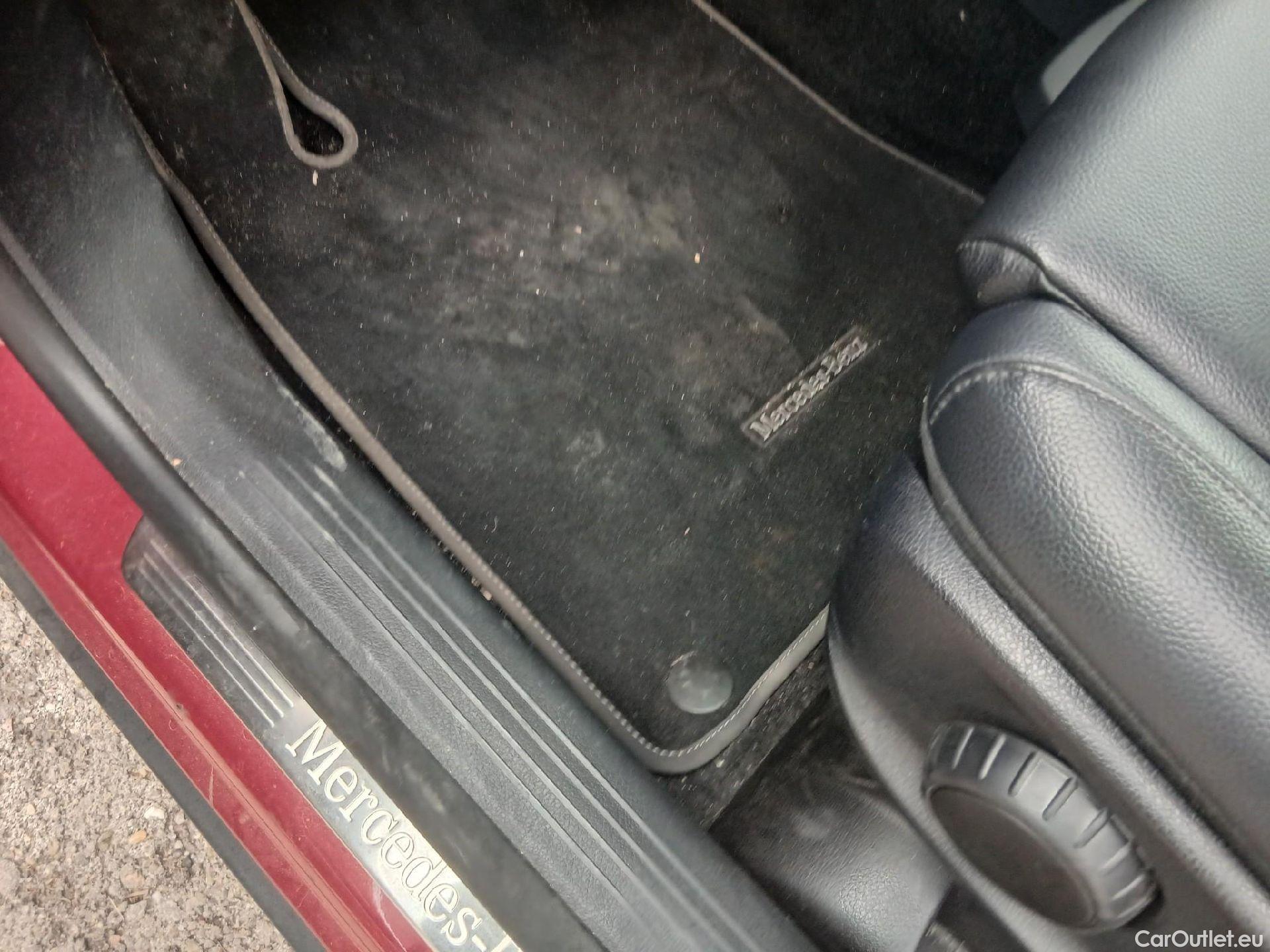  Mercedes  GLB MERCEDES-BENZ  / 2019 / 5P / todoterreno 2.0  200 D DCT 110KW (150CV) #5