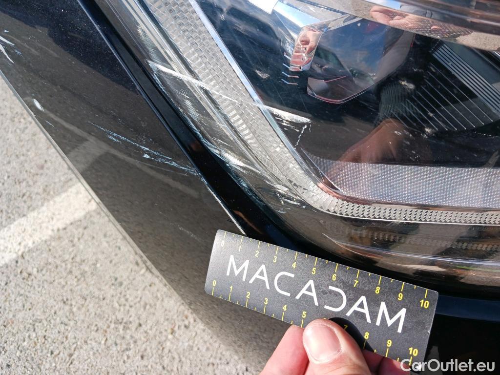  Volkswagen  Tiguan VOLKSWAGEN  / 2020 / 5P / todoterreno Life 2.0 TDI 110kW (150CV) DSG (AC2) #23