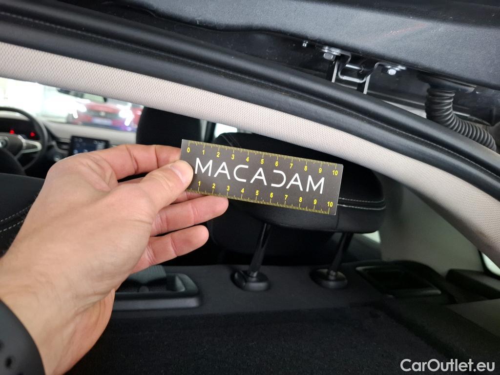  Renault  Arkana RENAULT  2021 5P SUV Business TCe 140 EDC #24