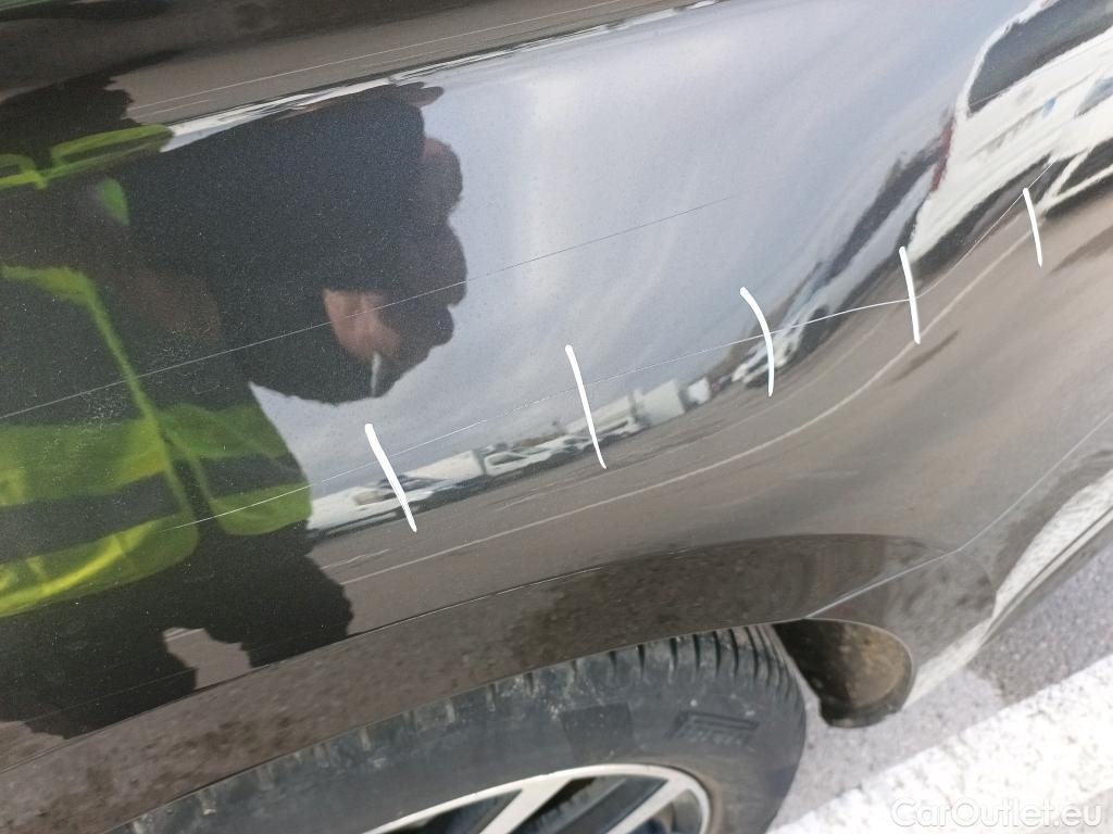  Volkswagen  Passat VOLKSWAGEN  / 2019 / 5P / familiar Variant Executive 2.0 TDI 110kW (150CV) #10