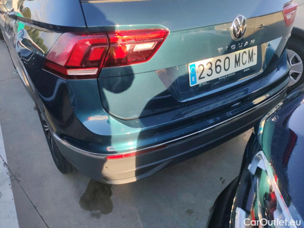  Volkswagen  Tiguan VOLKSWAGEN  / 2020 / 5P / todoterreno Life 1.4 TSI eHybrid 180kW (245CV) DSG #27