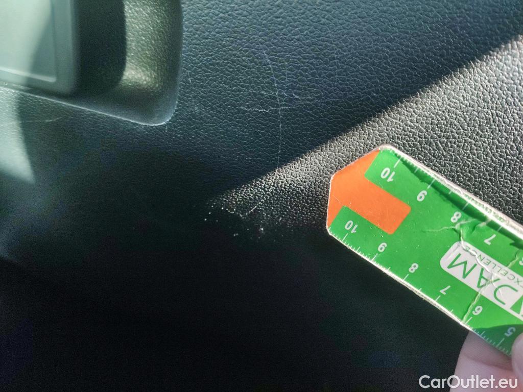  Volkswagen  Tiguan VOLKSWAGEN  / 2020 / 5P / todoterreno Life 1.4 TSI eHybrid 180kW (245CV) DSG #18