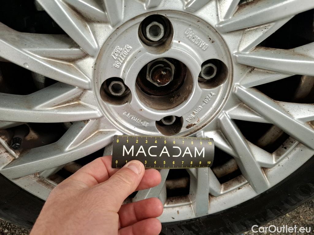  Fiat  500 FIAT  2015 3P Berline Hybrid 10 BSG 70 ch Dolcevita #9