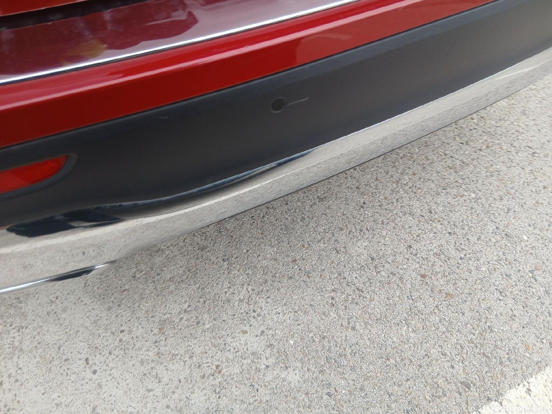  Mercedes  GLB MERCEDES-BENZ  / 2019 / 5P / todoterreno 2.0  200 D DCT 110KW (150CV) #32