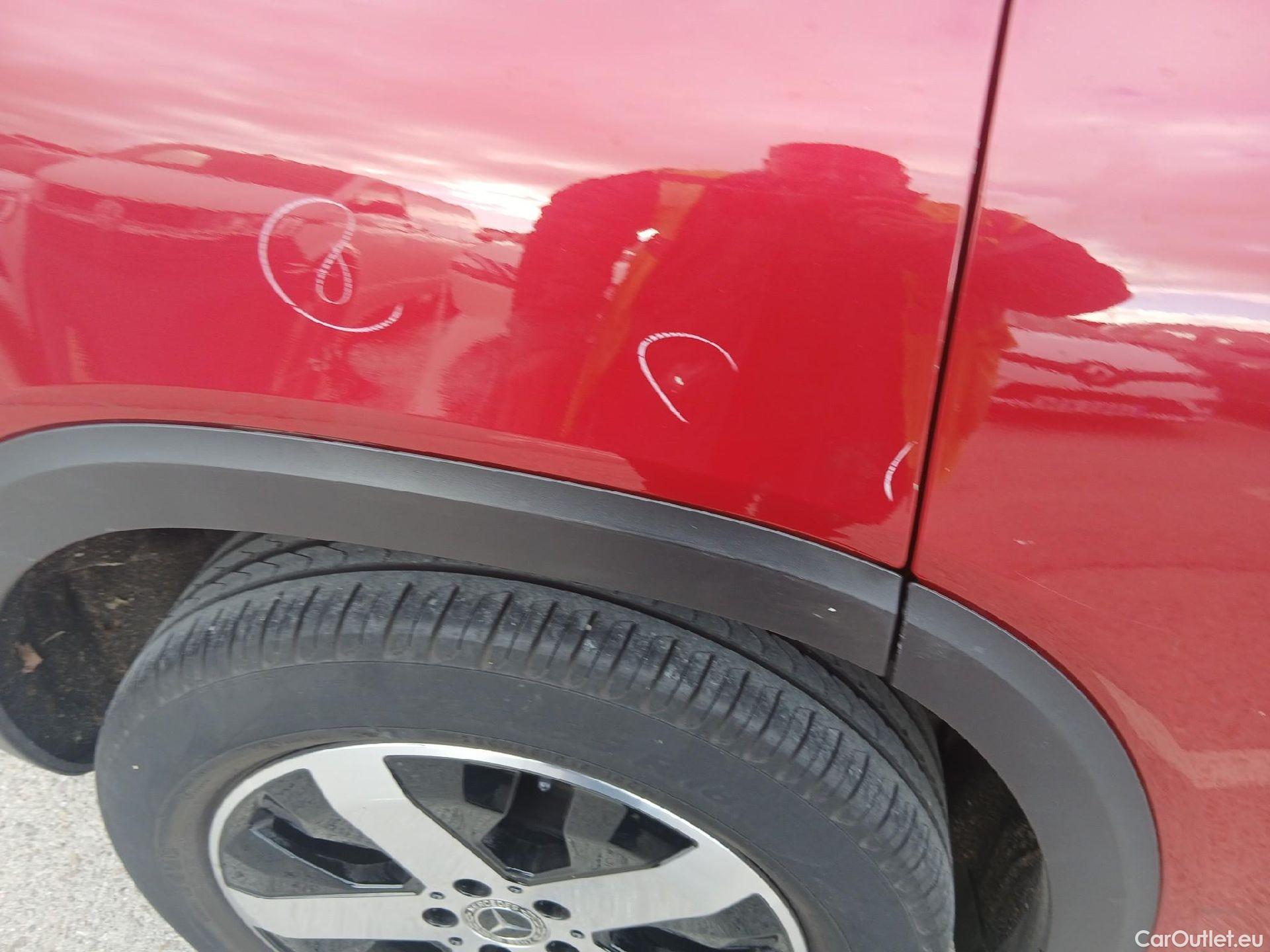  Mercedes  GLB MERCEDES-BENZ  / 2019 / 5P / todoterreno 2.0  200 D DCT 110KW (150CV) #36