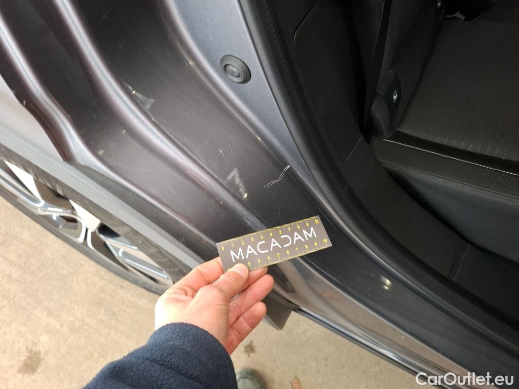  Renault  Arkana RENAULT  2021 5P SUV Business TCe 140 EDC #25