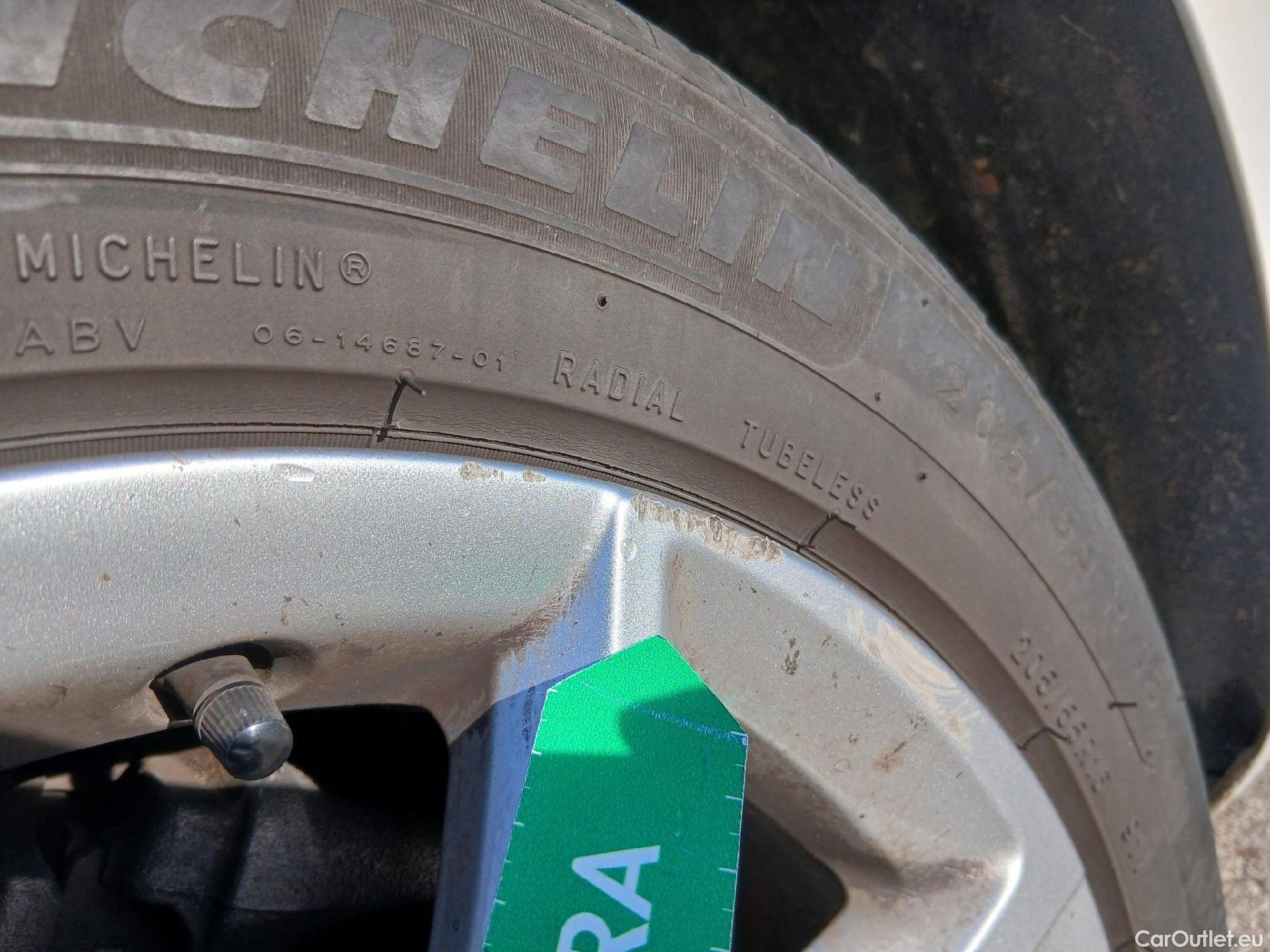  Seat  Leon SEAT Nuevo León / 2020 / 5P / familiar SP 2.0 TDI 85kW Style Go(SP) #29