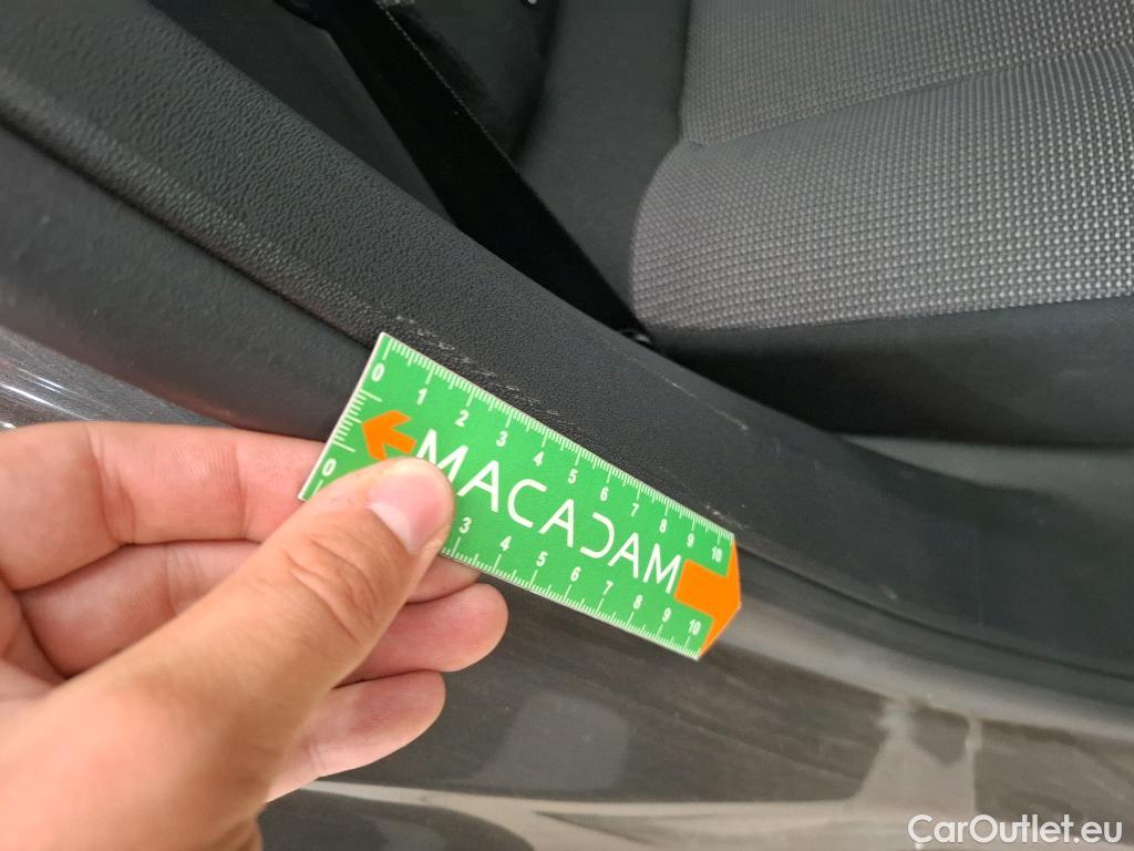  Citroen  C3 CITROEN  5p Berline PureTech 110  BVM6 Shine Business #5