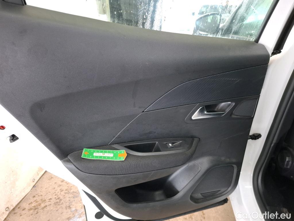  Peugeot  2008  Active Business 1.5 HDi 130CV BVA8 E6d #1