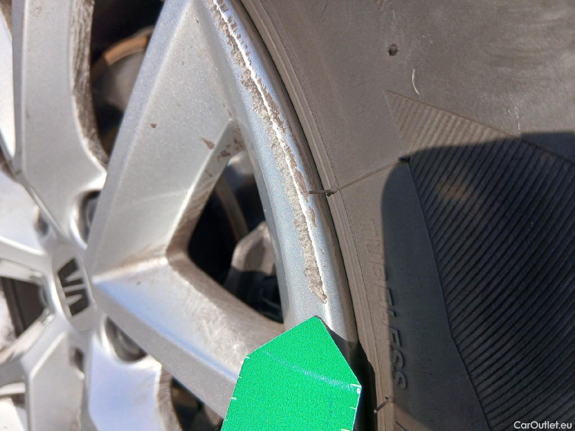  Seat  Leon SEAT Nuevo León / 2020 / 5P / familiar SP 2.0 TDI 85kW Style Go(SP) #33