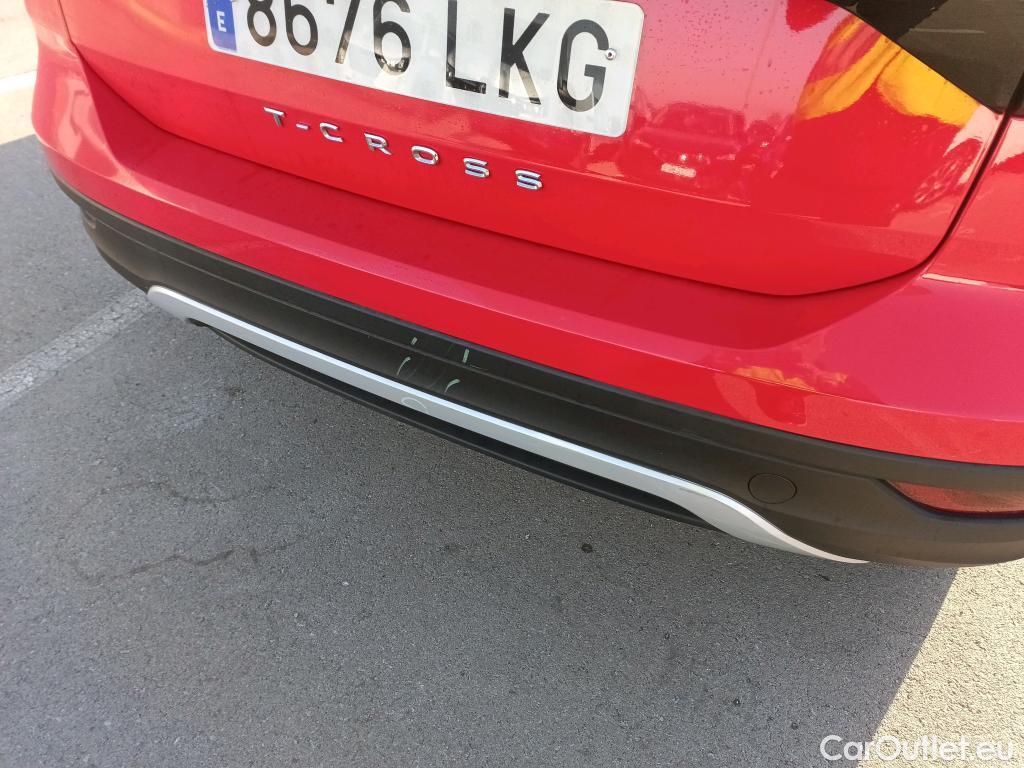  Volkswagen  T-CROSS VOLKSWAGEN  / 2018 / 5P / todoterreno Edition 1.0 TSI 70kW (95CV) #17