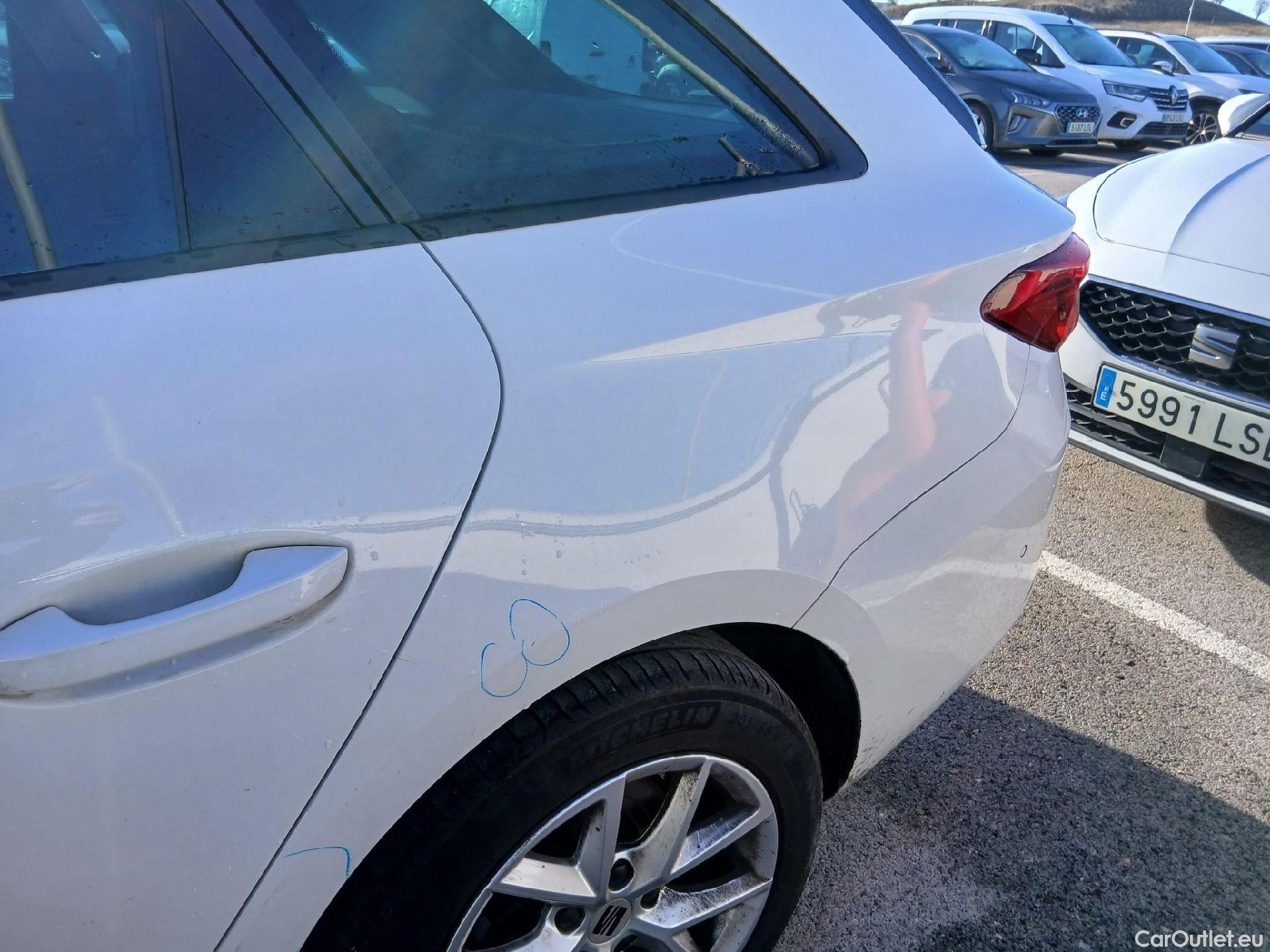  Seat  Leon SEAT Nuevo León / 2020 / 5P / familiar SP 2.0 TDI 85kW Style Go(SP) #14