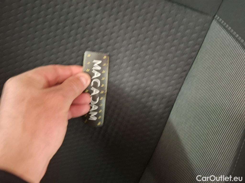  Volkswagen  Polo  VI Life Plus 1.0 TSI 95CV BVM5 6E #9