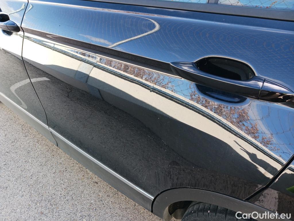  Volkswagen  Tiguan VOLKSWAGEN  / 2020 / 5P / todoterreno Life 2.0 TDI 110kW (150CV) DSG (AC2) #34