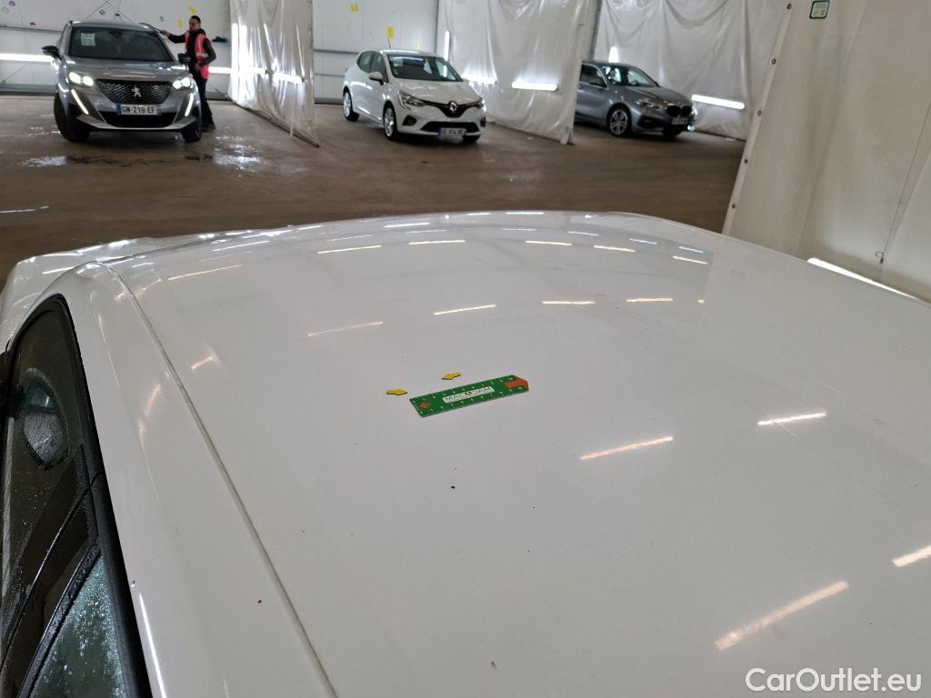  Peugeot  2008  Active Business 1.5 HDi 130CV BVA8 E6d #7