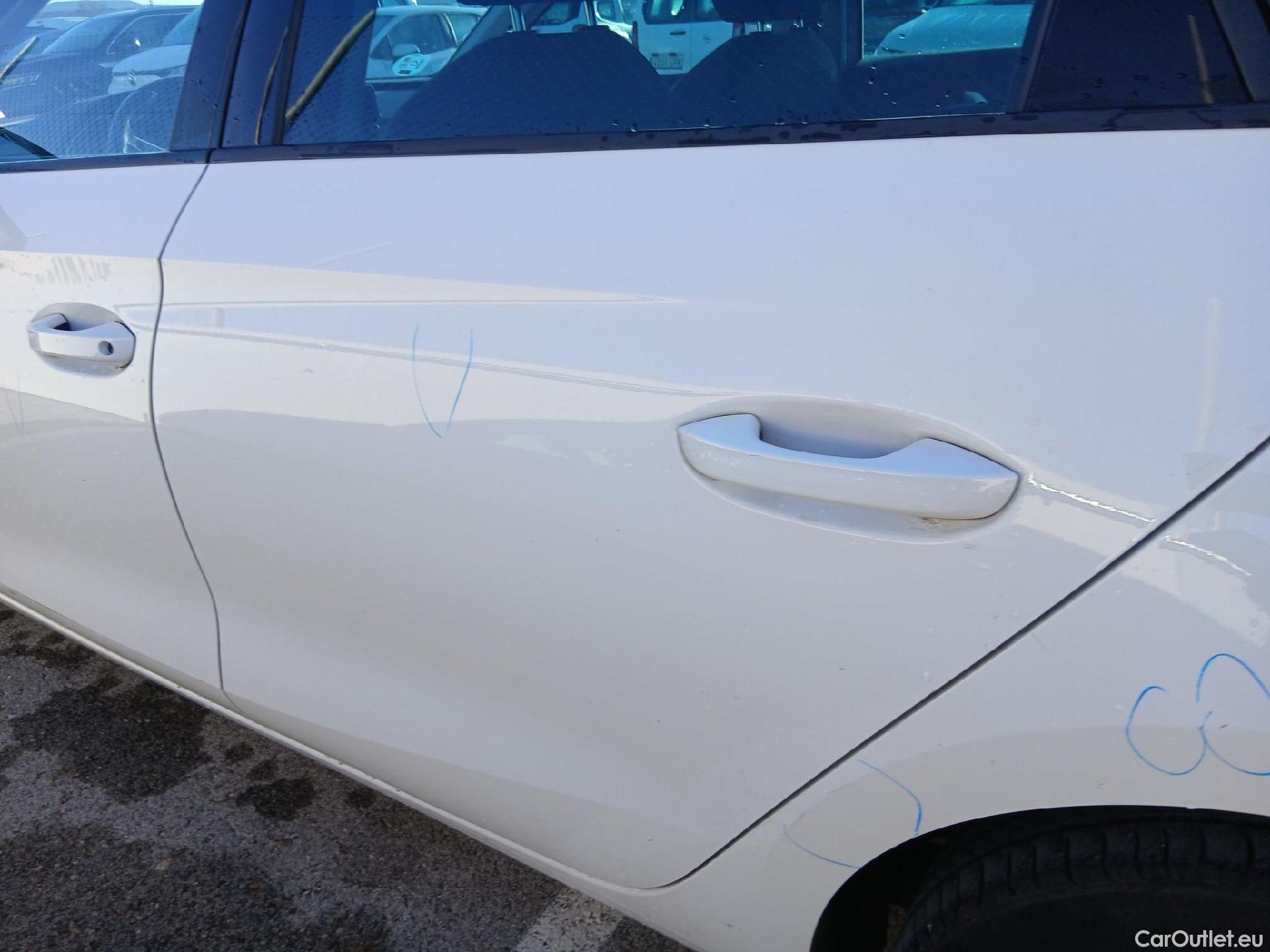  Seat  Leon SEAT Nuevo León / 2020 / 5P / familiar SP 2.0 TDI 85kW Style Go(SP) #11