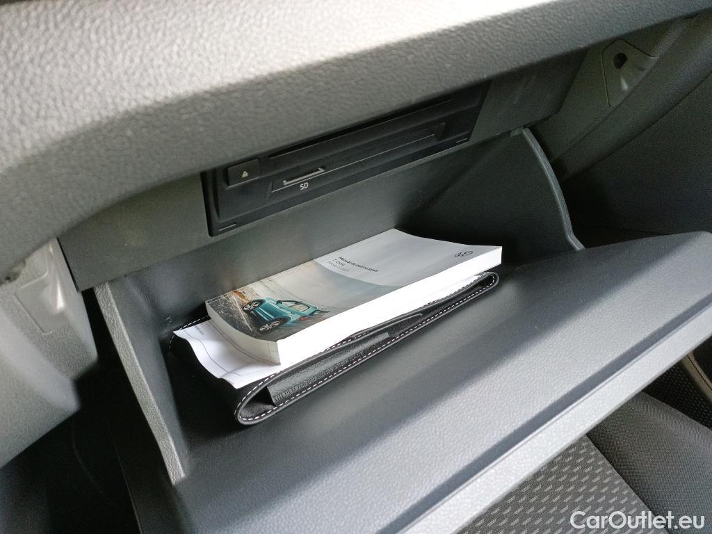  Volkswagen  T-CROSS VOLKSWAGEN  / 2018 / 5P / todoterreno Edition 1.0 TSI 70kW (95CV) #7