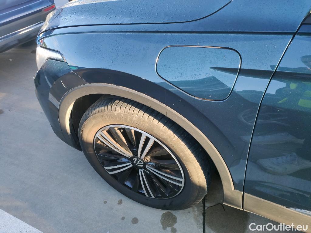  Volkswagen  Tiguan VOLKSWAGEN  / 2020 / 5P / todoterreno Life 1.4 TSI eHybrid 180kW (245CV) DSG #13