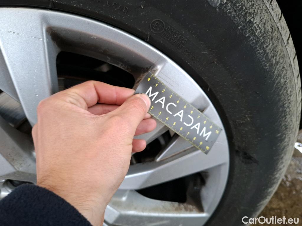  Peugeot  5008  Active Business 1.2 PureTech 130CV BVA8 E6d #21