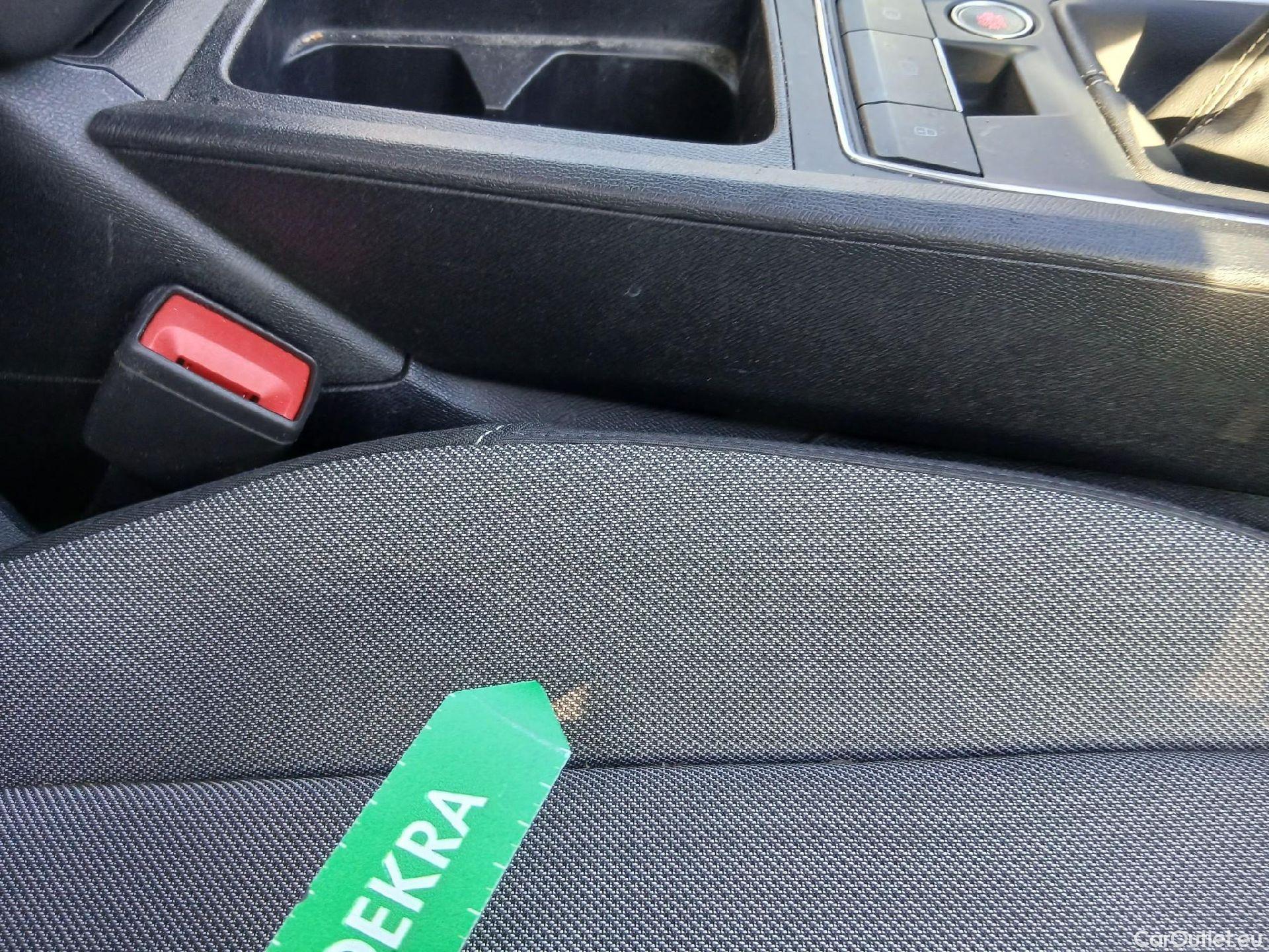  Seat  Leon SEAT Nuevo León / 2020 / 5P / familiar SP 2.0 TDI 85kW Style Go(SP) #42