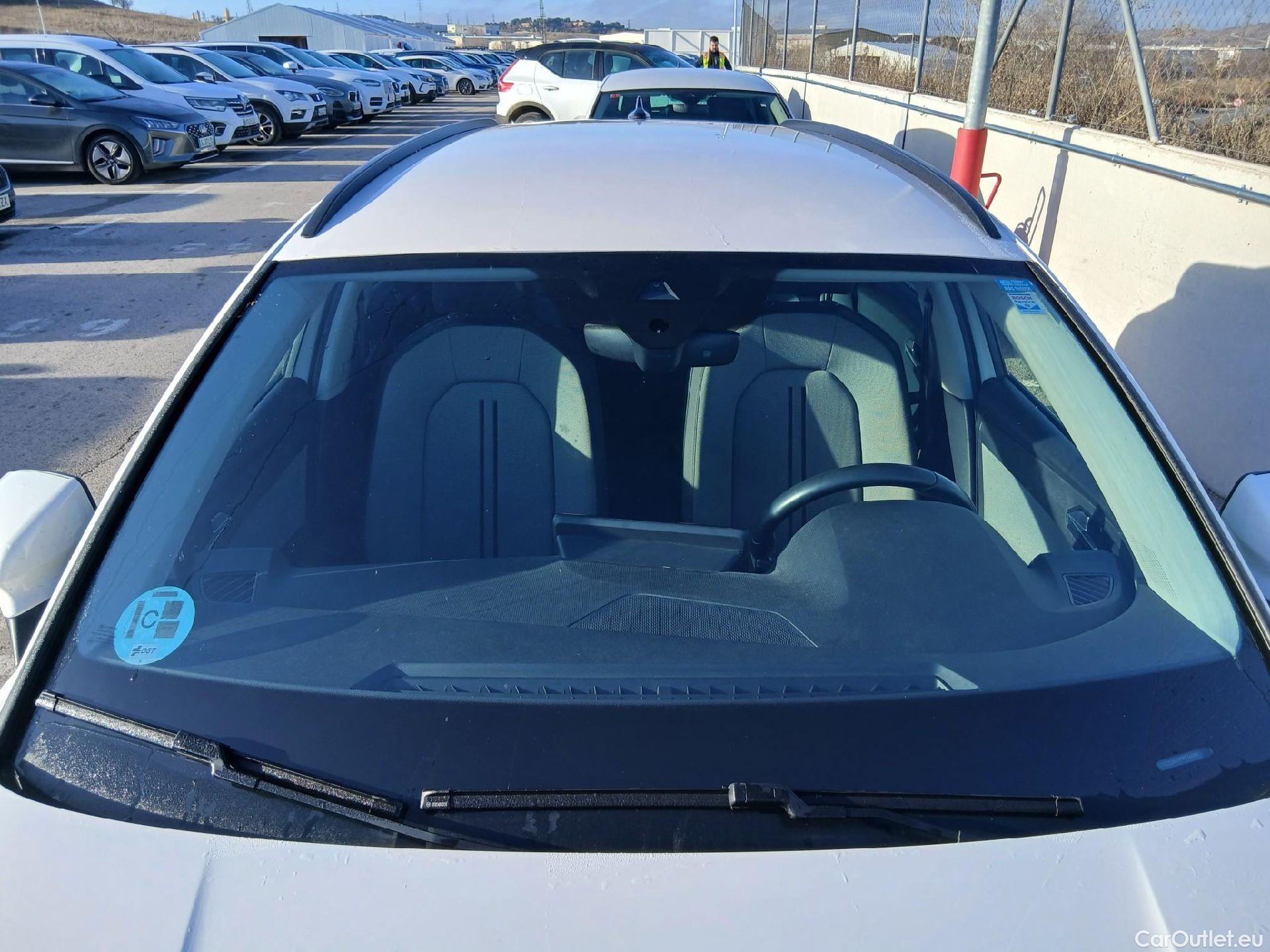  Seat  Leon SEAT Nuevo León / 2020 / 5P / familiar SP 2.0 TDI 85kW Style Go(SP) #1