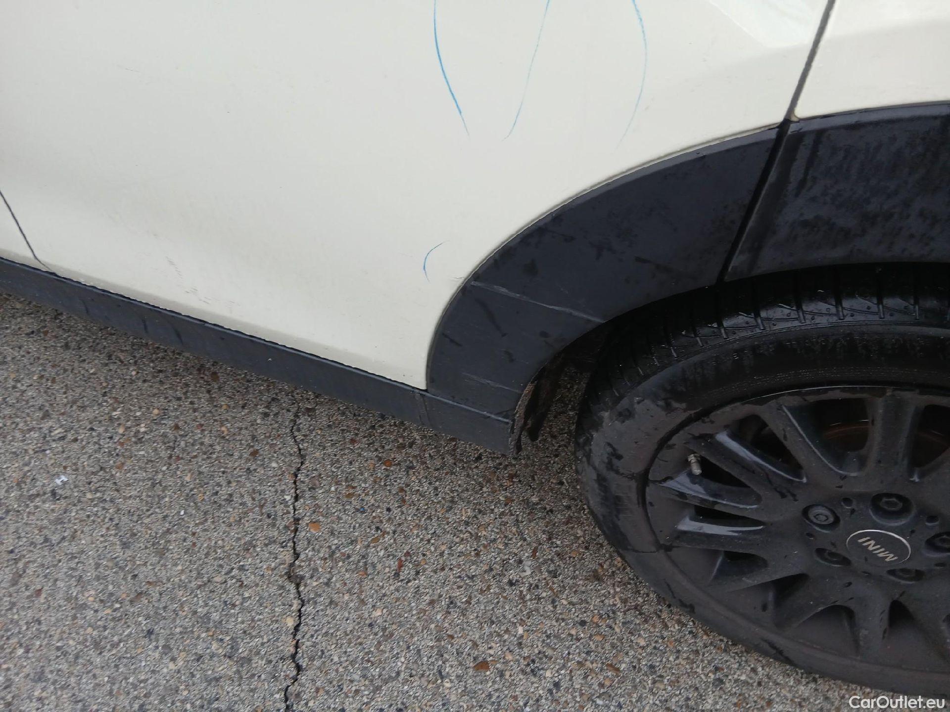  Mini  Cooper MINI MINI / 2014 / 5P / berlina con portón ONE 5 PUERTAS (CX) #18