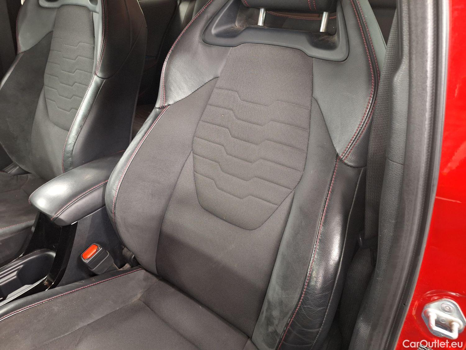  Toyota  Corolla Toyota,  TS '19, Toyota  Touring Sports 1.8 Hybrid Premium e #100