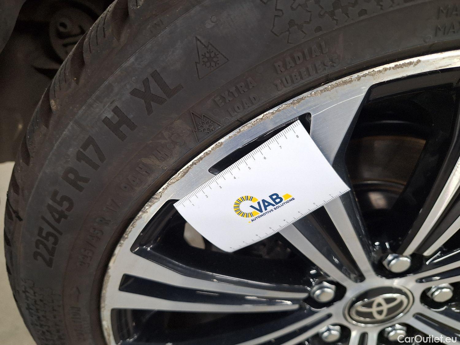  Toyota  Corolla Toyota,  TS '19, Toyota  Touring Sports 1.8 Hybrid Premium e #19